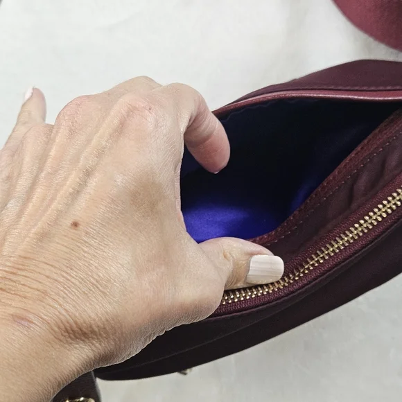 Henri Bendel Fanny/Crossbody/Belt Bag Burgundy - Picture 11 of 14